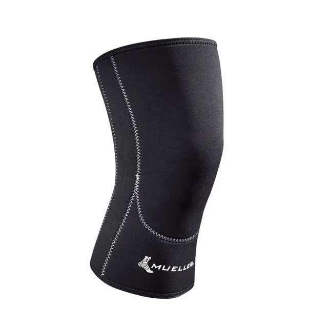 Mueller Closed Patella Knee Sleeve 